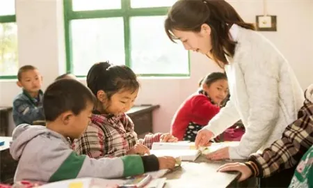 如何教孩子学数学？家长必备！(如何教孩子学数学1到10的加减法)